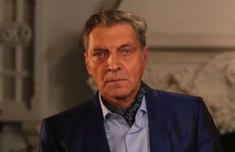 O Ρώσος δημοσιογράφος Αλεξαντρ Νεβζόροφ