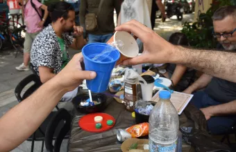 Δείπνο από πλαστικά στην Θεσσαλονίκη