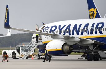 Ryanair: Χάος στις αερομεταφορές λόγω απεργίας - Δεκάδες ακυρώσεις πτήσεων στην Ευρώπη