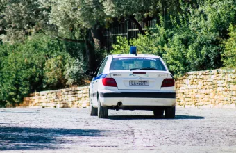 Ανήλικη κατήγγειλε 50χρονο, φίλο του πατέρα της, για απόπειρα βιασμού