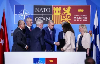 Ο Ερντογάν με τη σουηδική ηγεσία στο ΝΑΤΟ