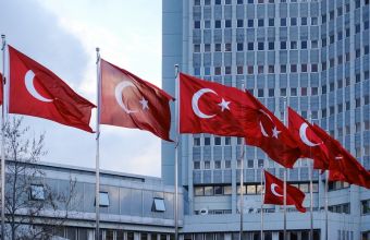 Σοκ στην Τουρκία από την αμερικανική άρση του εμπάργκο όπλων στην Κύπρο: «Καταδικάζουμε την απόφαση»