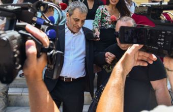 Θέμης Αδαμαντίδης: Ελεύθερος ώς τη Δευτέρα υπό τον όρο να μην πλησιάσει την σύντροφό του