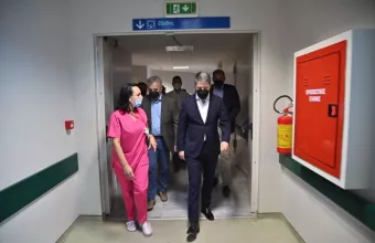 Νίκος Ανδρουλάκης στο νοσοκομείο Κέρκυρας