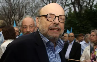 Ευάγγελος Αντώναρος: Αεροδιακομιδή από την Πάτμο στην Κρήτη