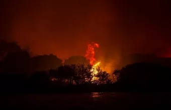 Φωτιά στην Ηλεία - Νέο μήνυμα 112 για εκκένωση Κότρωνας ή Καραγιαννέικα και Δαλαμπουρέικα 