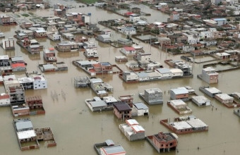 Οι έντονες βροχοπτώσεις προκάλεσαν πλημμύριες σε 20 επαρχίες του Ιράν.