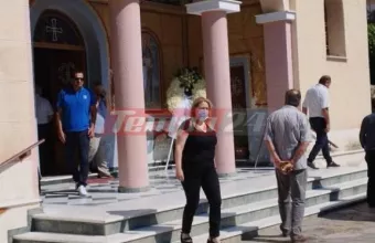 Πάτρα: Σε κλίμα οδύνης η κηδεία του 49χρονου που πέθανε έξω από το νοσοκομείο