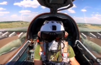 Προπαγάνδα α λα Top Gun από τη Μόσχα: Βίντεο με Sukhoi Su-25 να βάλλει κατά ουκρανικών στόχων