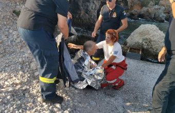 Samos24.gr: Η διάσωση του πιλότου του αεροσκάφους που κατέπεσε στην Σάμο