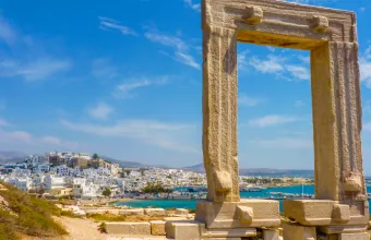 Το λιμάνι της Νάξου 