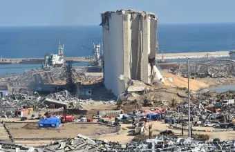 Νέα κατάρρευση μέρους των σιλό σιτηρών στο λιμάνι της Βηρυτού 