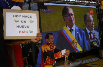 Ο Γκουστάβο Πέτρο ορκίσθηκε πρόεδρος της Κολομβίας