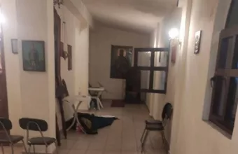 Τουρίστες σε ναό στη Σαμοθράκη