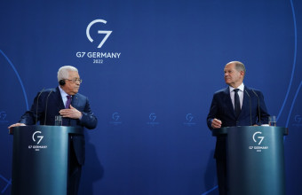 Σάλος στη Γερμανία μετά τις δηλώσεις του Αμπάς περί «απαρτχάιντ» και «50 ολοκαυτωμάτων» του Ισραήλ