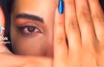 Βίντεο σοκ: Ιρανή κοπέλα δείχνει την κακοποίηση της από τις ιρανικές αρχές