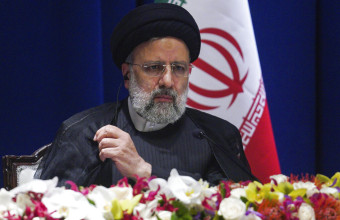 Ιρανός πρόεδρος: Aμφισβητεί την αξία πυρηνικής συμφωνίας - Yπόσχεται έρευνα για θάνατο 22χρονης 