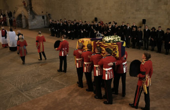 Κηδεία βασίλισσας Ελισάβετ: Ποιοι ηγέτες, ποια μέλη βασιλικών οικογενειών θα πάνε - Η λίστα