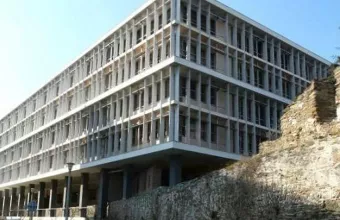 Θεσσαλονίκη: Δίωξη για πλημμελήματα στον 44χρονο που επιτέθηκε σε αστυνομικούς 