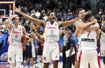 Με 15/31 τρίποντα ολοκλήρωσε το ματς η ομάδα του Σκαριόλο