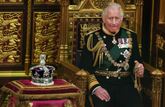 Βασιλιάς Κάρολος: Μέλη προσωπικού του κινδυνεύουν με απόλυση