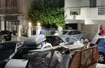 Πάτρα: Άνδρας με Τσεκούρι στο Πυροσβεστείο