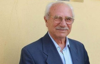 Ο 88χρονος που αποφοίτησε από το Πανεπιστήμιο Κρήτης τιμήθηκε από τον πρύτανη