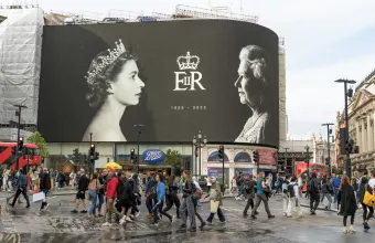 Live σε 125 κινηματογράφους η κηδεία της βασίλισσας Ελισάβετ