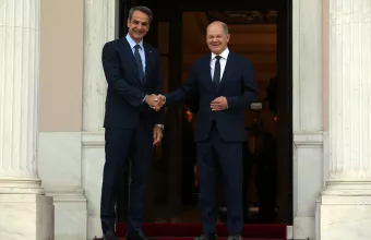 Σφοδρές αντιδράσεις στον τουρκικό Τύπο για τις δηλώσεις Μητσοτάκη- Σολτς