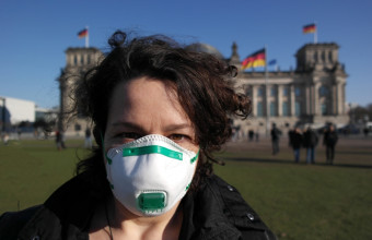 Κορωνοϊός - Γερμανία: Σύγκρουση για την υποχρεωτική χρήση μάσκας