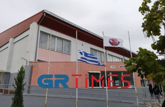 Μεσίστιες οι σημαίες στο Αθλητικό Κέντρο Πολίχνης «Αλέξανδρος Νικολαΐδης»