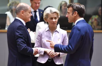 Μακρόν, Σολτς