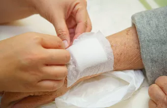 Ημέρα Τραύματος: Πιο πολλοί θάνατοι από AIDS ή ελονοσία σε κάτω των 45