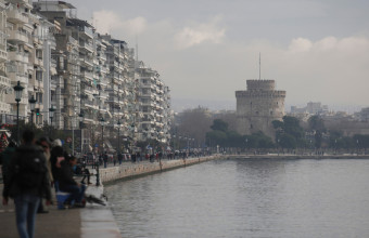 Θεσσαλονίκη: Ξυλοδαρμός γυναίκας στον Λευκό Πύργο