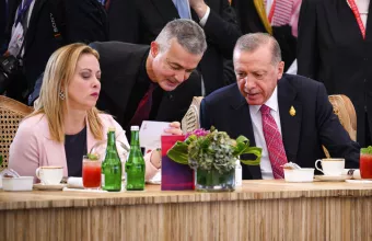 Μελόνι