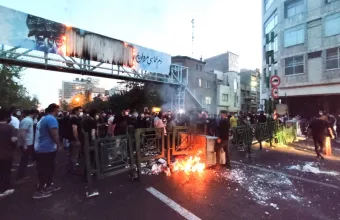 Τουλάχιστον 378 άνθρωποι έχουν σκοτωθεί κατά την καταστολή του κινήματος διαμαρτυρίας