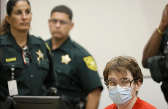 Ισόβια κάθειρξη στον 24χρονο Νίκολας Κρουζ για τη σφαγή σε λύκειο στις ΗΠΑ 