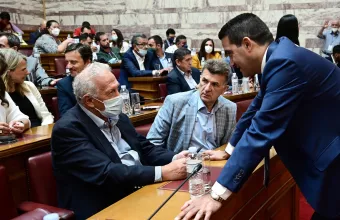 Βουλή: Τροπολογία ΠΑΣΟΚ για την προστασία κύριας κατοικίας/ αγροτικής περιουσίας