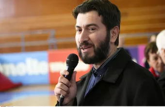 Επίθεση του δικηγόρου του πατέρα Αντωνίου κατά Ιερώνυμου – Κυβέρνησης 
