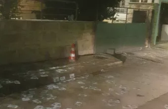 Ρουβίκωνας: Πέταξε τρικάκια έξω από το σπίτι του Άδωνι Γεωργιάδη