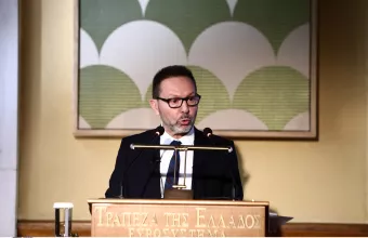 Γιάννης Στουρνάρας