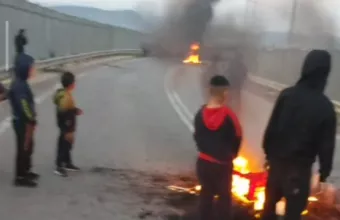 φωτιές στον Ασπρόπυργο