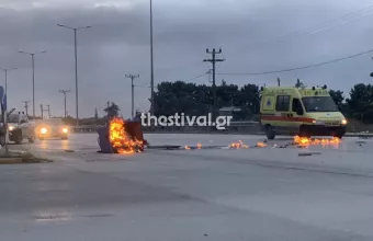 Ρομά έστησαν οδοφράγματα στο δρόμο Θεσσαλονίκης – Μηχανιώνας - Φωτό