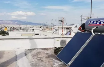 Ρέθυμνο: Πήγε να φτιάξει τον ηλιακό παραμονή των Χριστουγέννων και έπεσε από την ταράτσα