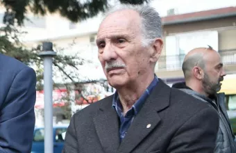 Νίκος Κατσαρός