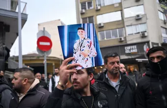 Πέθανε ο 16χρονος Ρομά