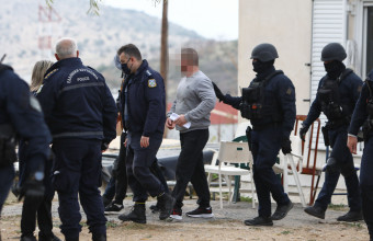 Πάτρα: 13 συλλήψεις στην επιχείρηση της ΕΛΑΣ σε καταυλισμούς Ρομά