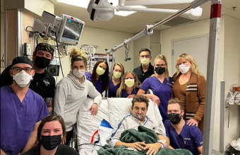 Τζέρεμι Ρέννερ: Η νέα φωτογραφία από το νοσοκομείο και το «ευχαριστώ» στην ομάδα της ΜΕΘ
