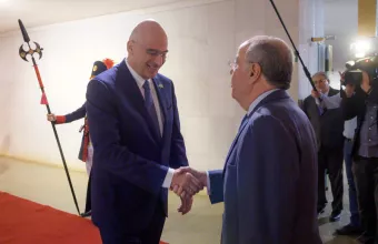 Δένδιας