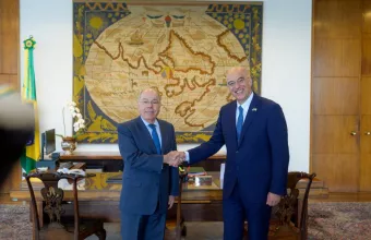 Οι δύο ΥΠΕΞ συζήτησαν θέματα περιφερειακού και διεθνούς χαρακτήρα